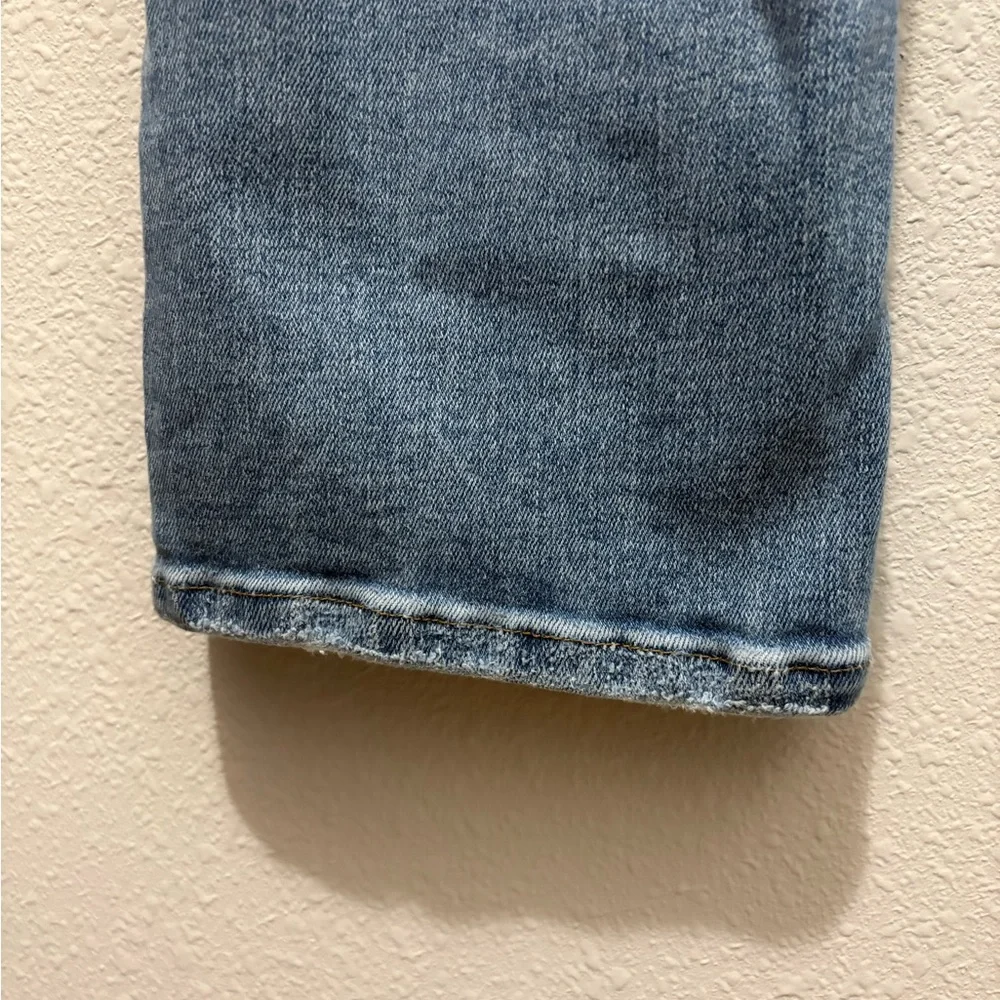 Madewell Mid-Rise Kick Out Blue Jeans - Picture 14 of 14